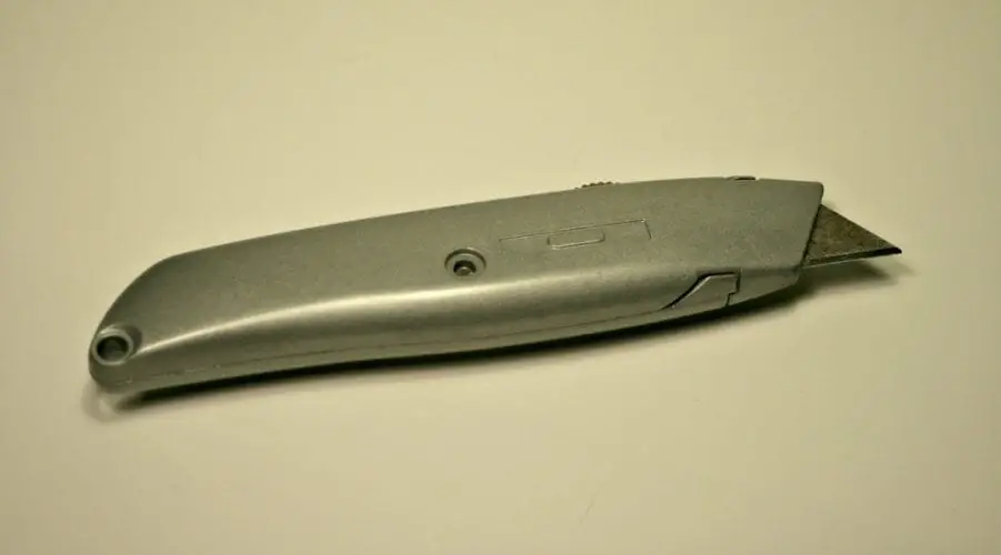 utility knife.jpg