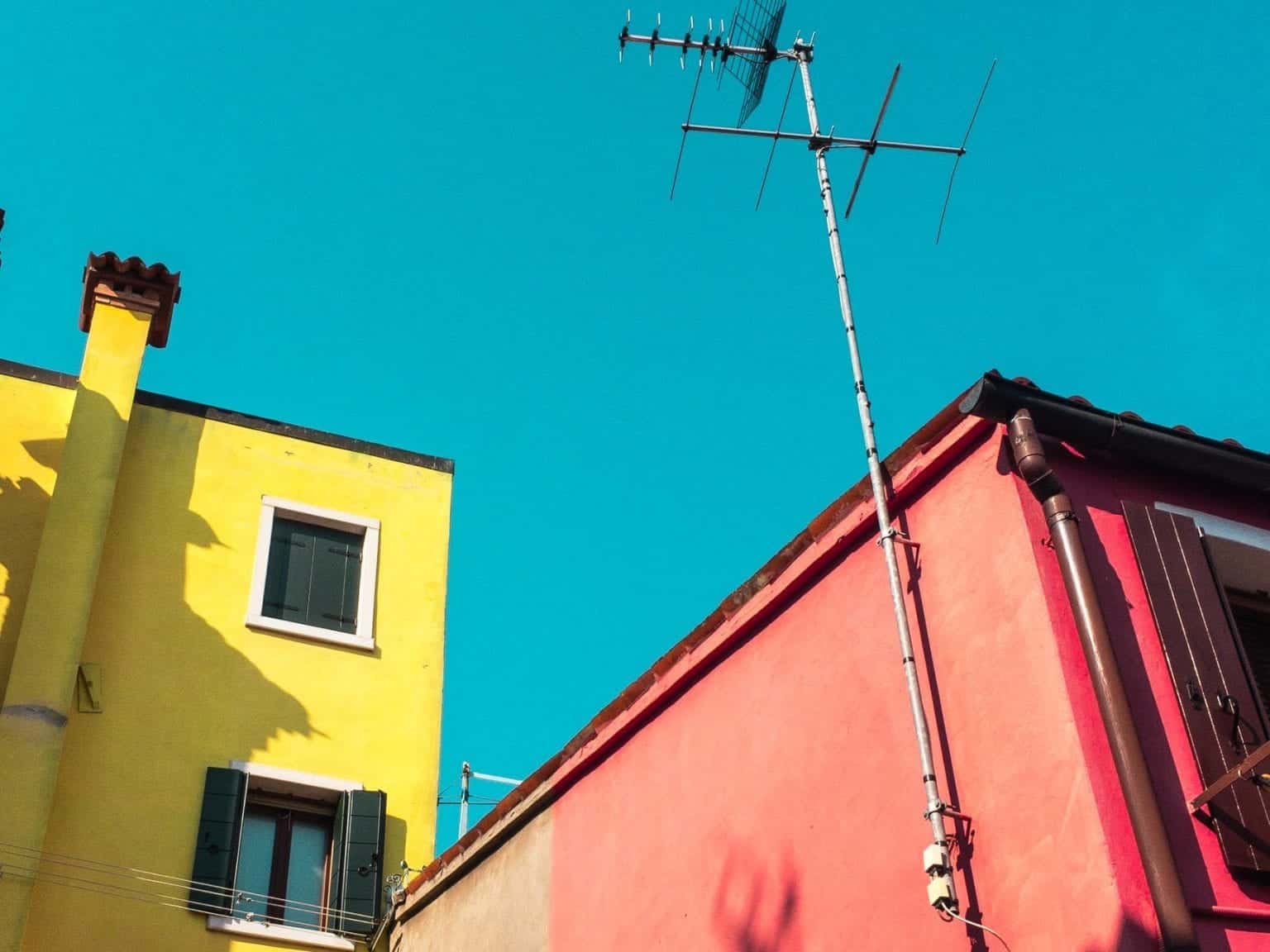 How To Boost An Outdoor TV Antenna Signal (location, Cable)