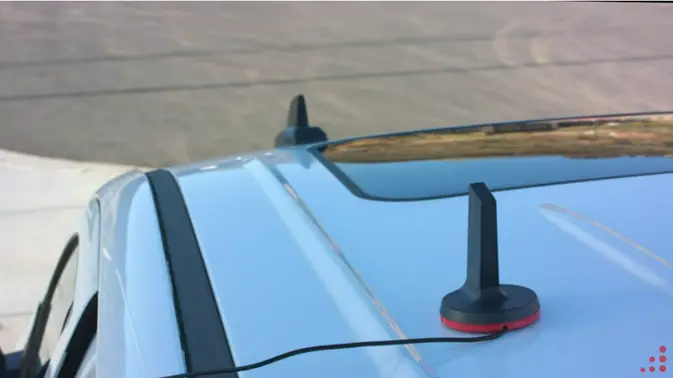 a magnet mount antenna in the car
